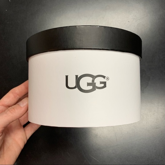 Ugg Women's Black Shearling Ear Warmers Muffs- NIP - Picture 2 of 6